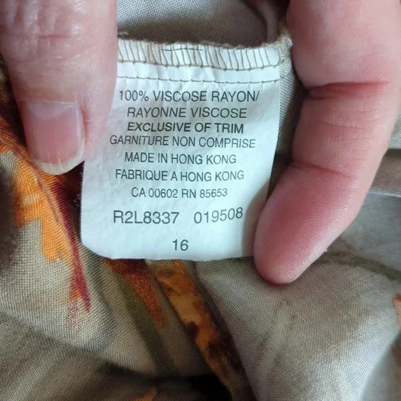 🎉Host Pick❤️Floral 90's  Blouse - Picture 4 of 9